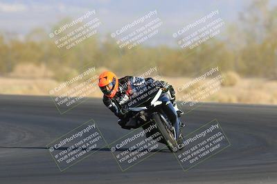 media/May-14-2023-SoCal Trackdays (Sun) [[024eb53b40]]/Turn 7 (740am)/